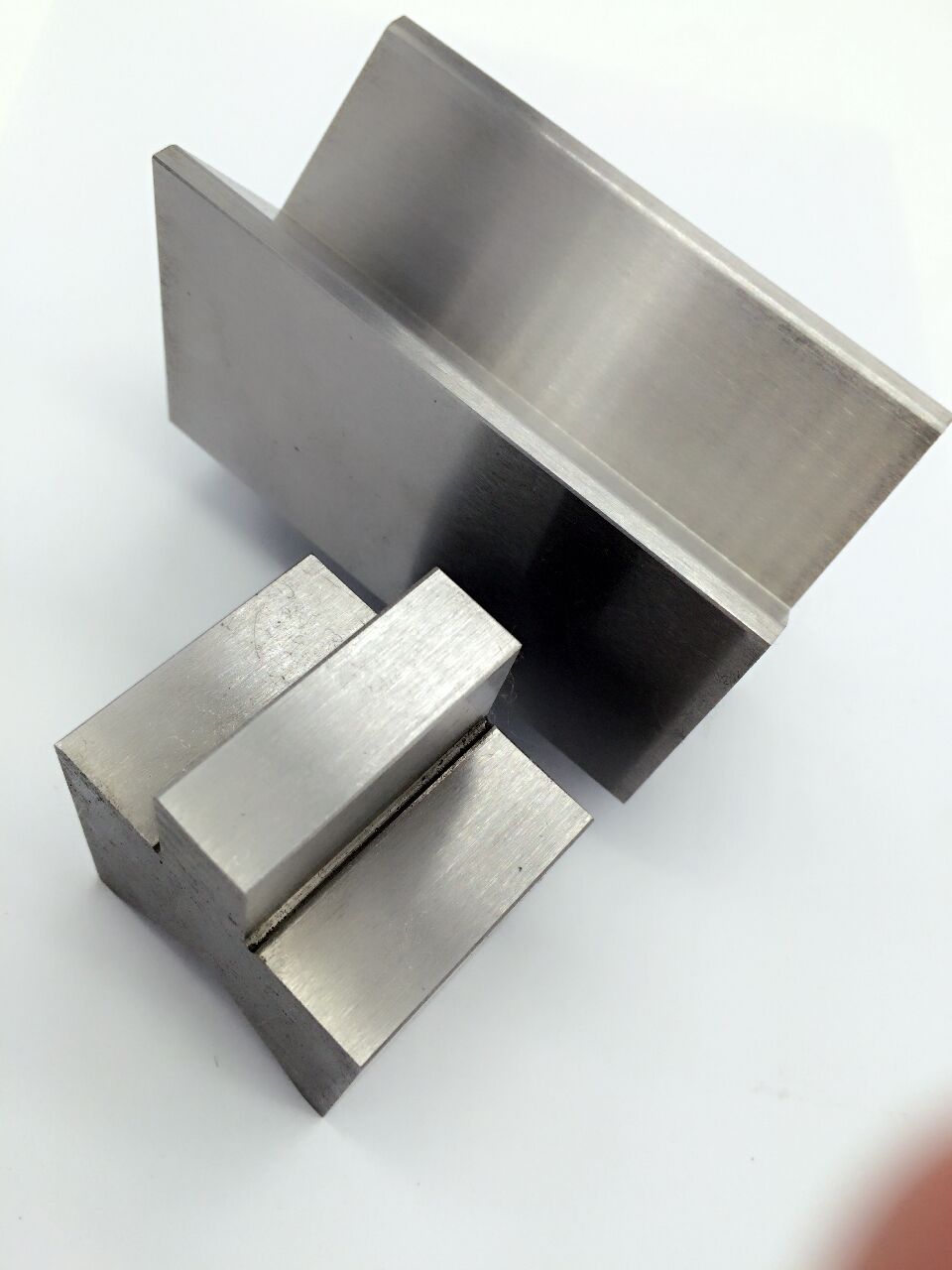 愛克折彎機(jī)模具-折彎下模