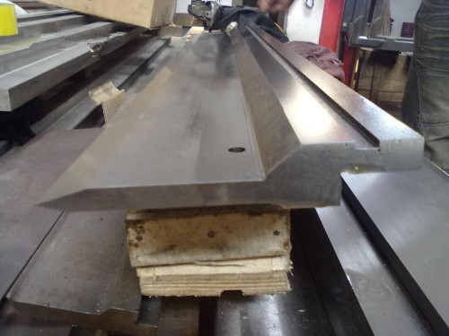 折彎?rùn)C(jī)模具之直劍刀 109