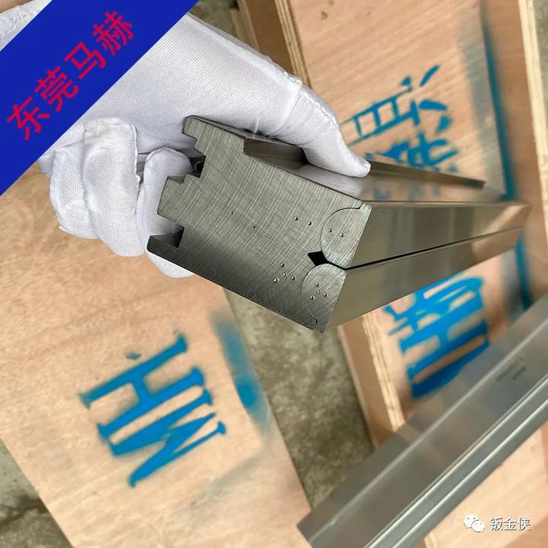 RollBend / WingBend  無壓痕模具