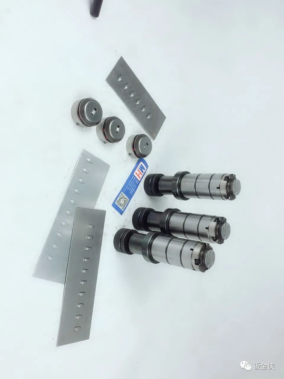 馬赫常見(jiàn)標(biāo)準(zhǔn)數(shù)控沖床模具-橋型模具Bridge