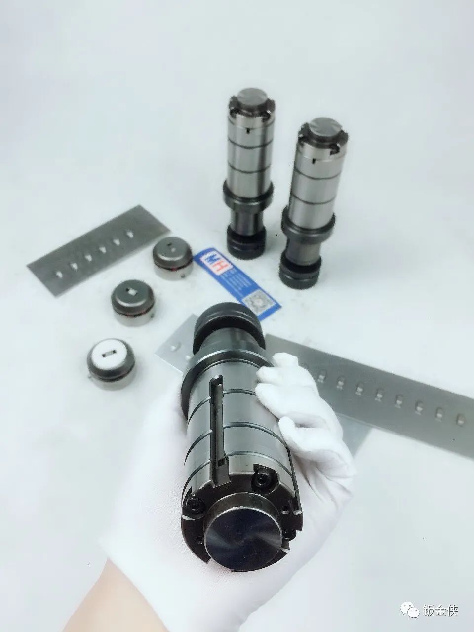 馬赫常見(jiàn)標(biāo)準(zhǔn)數(shù)控沖床模具-橋型模具Bridge